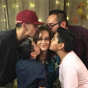 Meet your Posher, Consuelo